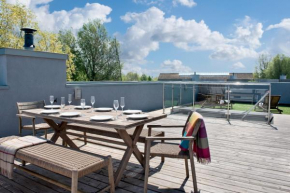 Roof terrace lakeside with access into Spa on a nature reserve Water Garden 9 WG9